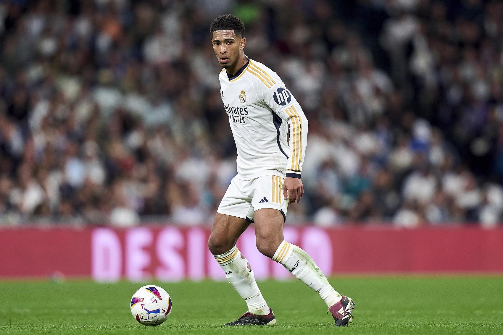 微弱的领先 微弱的领先