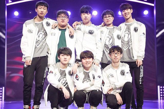 在校企合作 在校企合作