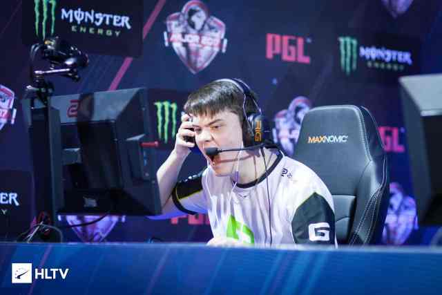 人不禁提问 人不禁提问