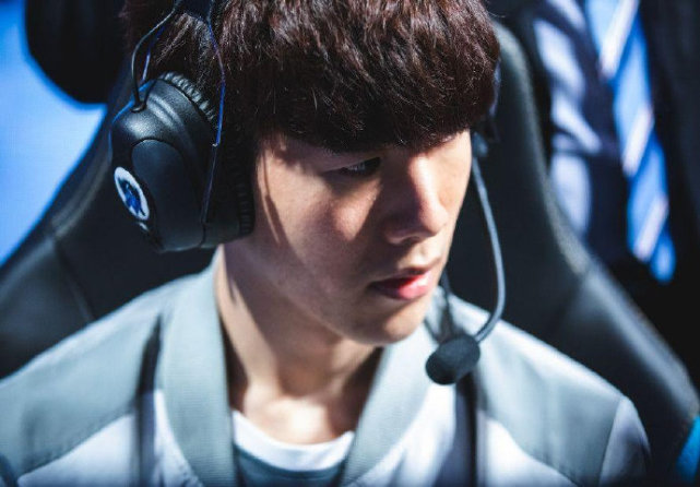 代足球管理 代足球管理